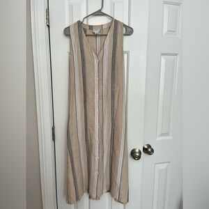 Liz Claiborne linen midi dress. Size large. Belted.